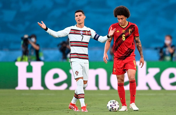 Rạng sáng 28/6 (giờ Hà Nội), Ronaldo và các đồng đội tuyển Hà Lan bước vào cuộc chạm trán Bỉ ở vòng 1/8 EURO 2020. Với cá nhân Ronaldo, chân sút 36 tuổi háo hức sẽ phá kỷ lục ghi bàn cho đội tuyển quốc gia của Ali Daei.