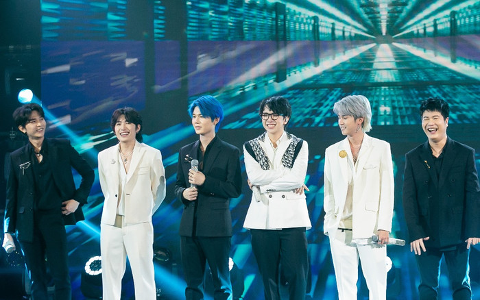 Vòng Đối đầu: Mỹ Anh nhận 'mưa' lời khen từ dân mạng, fan nhắn nhủ Uni5 'còn thở là còn gỡ' Ảnh 2