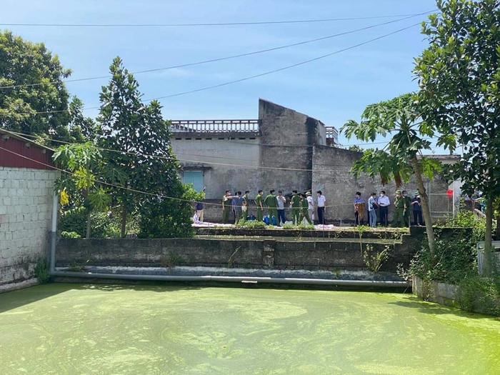 Cơ quan chức năng có mặt để tiến hành khám nghiệm hiện trường