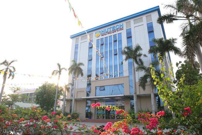 ĐH Công nghệ TP.HCM (HUTECH)