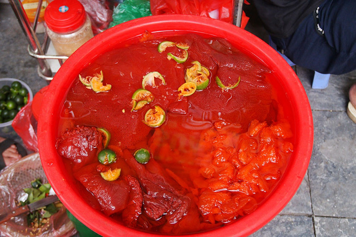 Sứa đỏ, món ăn kỳ lạ đất Hà Thành: Ai cũng mê mẩn Ảnh 3