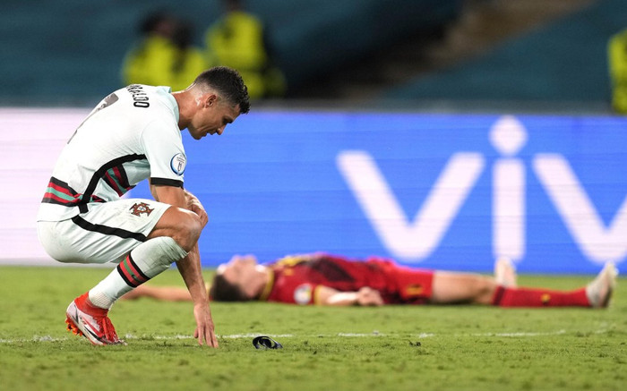 Ronaldo phá vỡ im lặng sau khi bị loại khỏi EURO 2020 Ảnh 2