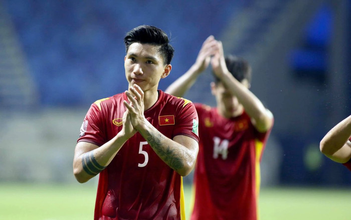 Đoàn Văn Hậu trở thành tuyển thủ Việt Nam được followers nhiều nhất trên Instagram Ảnh 2