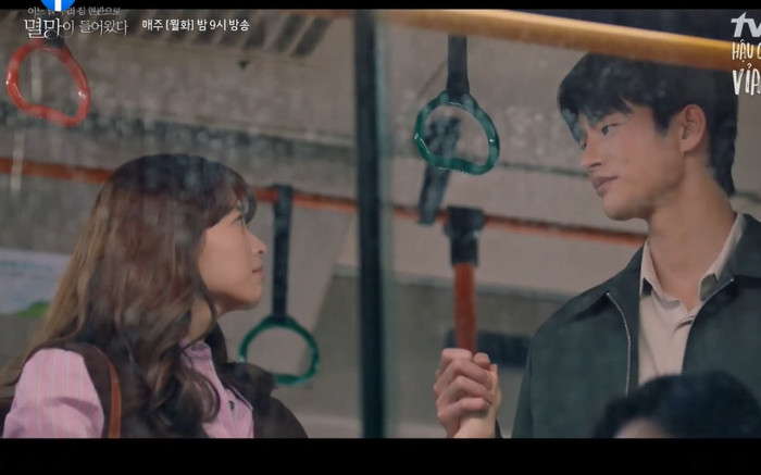 'Doom at Your Service' tập 15: Seo In Guk trở thành con người gặp lại người thương Park Bo Young Ảnh 2