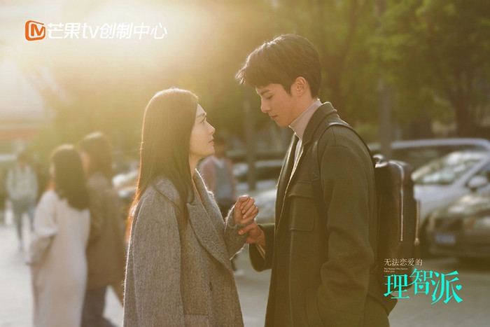 Những chuyện tình chị em trên màn ảnh Hoa Ngữ: Chênh nhau 19 tuổi có nhằm nhò gì! Ảnh 6