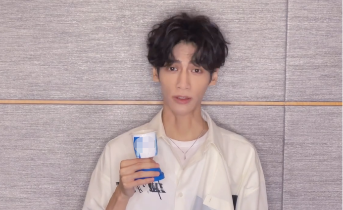 Nhiều người nghi ngờ La Vân Hi thậm chí đang có vấn đề về thể chất.