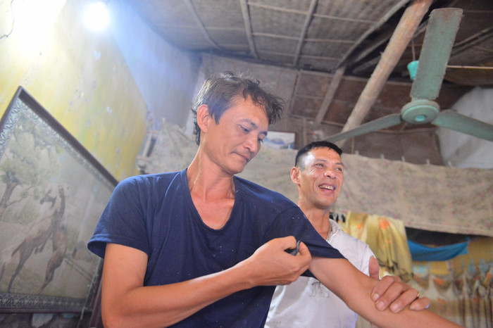 Ông Lương Thanh Hà (bên trái) và ông Trọng.