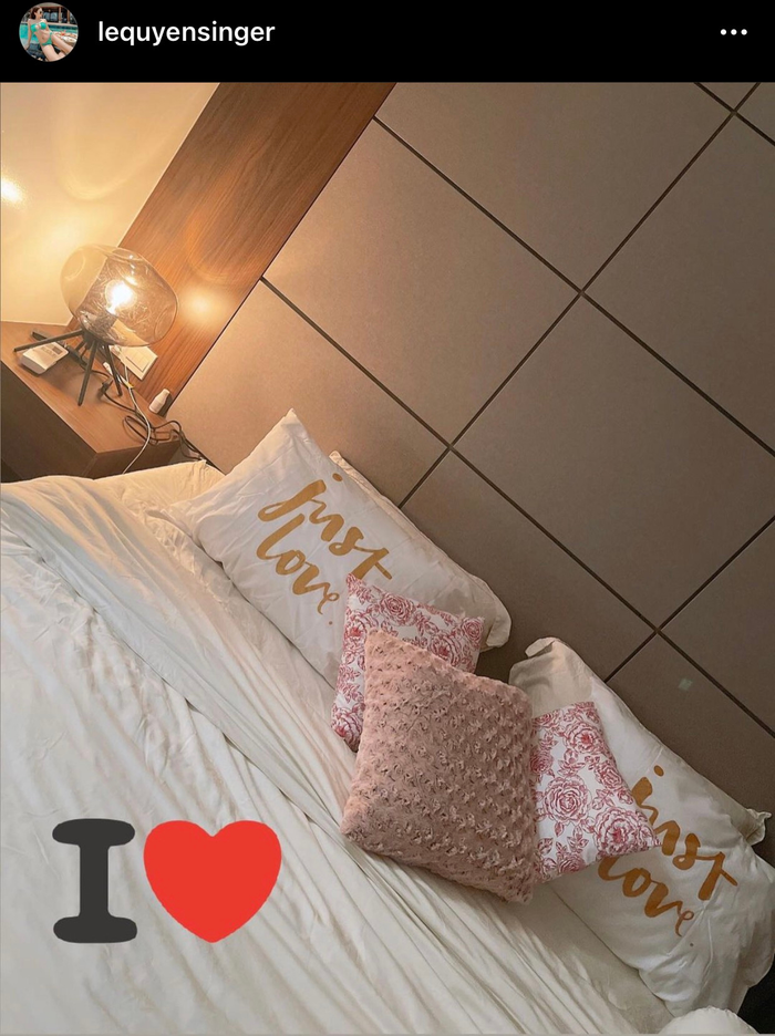 Nửa đêm, Lê Quyên tung ảnh 'giường chiếu' cực mặn nồng, tình cảm.