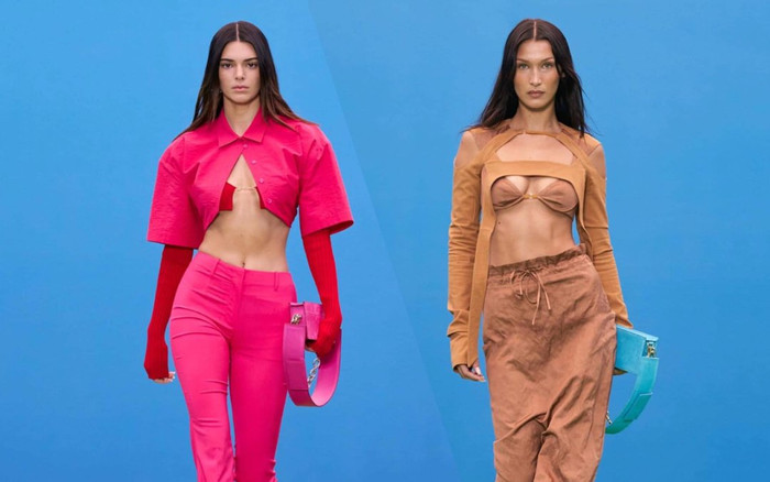 Chân dài Kendall Jenner & Bella Hadid tái xuất trên sàn runway, mặc áo toang vòng 1 hút mắt Ảnh 2