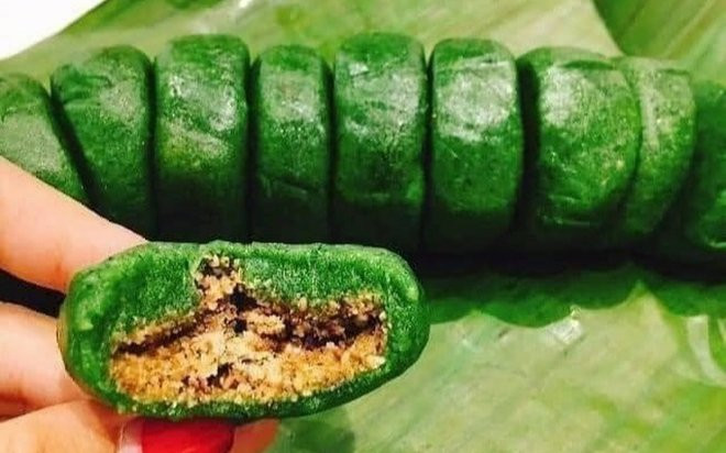 Độc đáo bánh ngải màu xanh lét của người Tày Ảnh 2