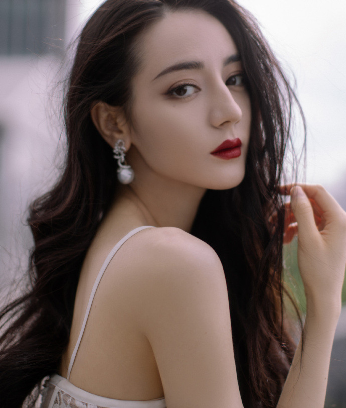 'Cặp đôi màn ảnh đẹp như mơ' Tiêu Chiến và Địch Lệ Nhiệt Ba sẽ nên duyên trong phim mới? Ảnh 17