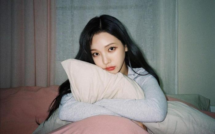 Mẹo giữ lớp trang điểm bền màu cả ngày bất chấp thời tiết nóng nực Ảnh 2