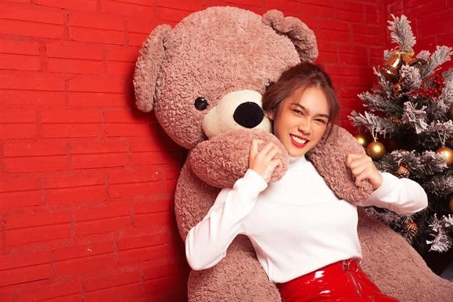 Cận cảnh nhan sắc của nữ idol gen Z người Việt sắp debut ở làng giải trí xứ kim chi Ảnh 18