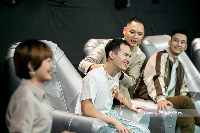 Han Sara đọc 'thần chú' giảm cân trên sân khấu, Nguyễn Hải Phong liền xếp 'nhất lớp' vì 'gây nghiện' Ảnh 9