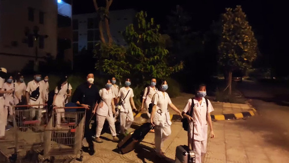 Hiệu trưởng nói gì về ồn ào liên quan đến 300 sinh viên ĐH Kỹ thuật Y tế Hải Dương vào TP.HCM chống dịch? Ảnh 3