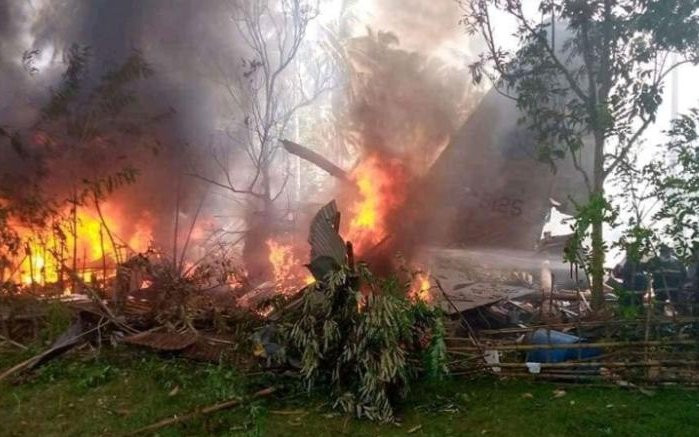 Vụ máy bay quân sự rơi ở Philippines: Ít nhất 45 người thiệt mạng Ảnh 2