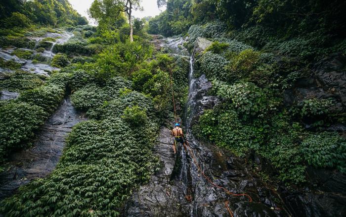 Leo thác khám phá núi rừng Ba Vì Ảnh 2