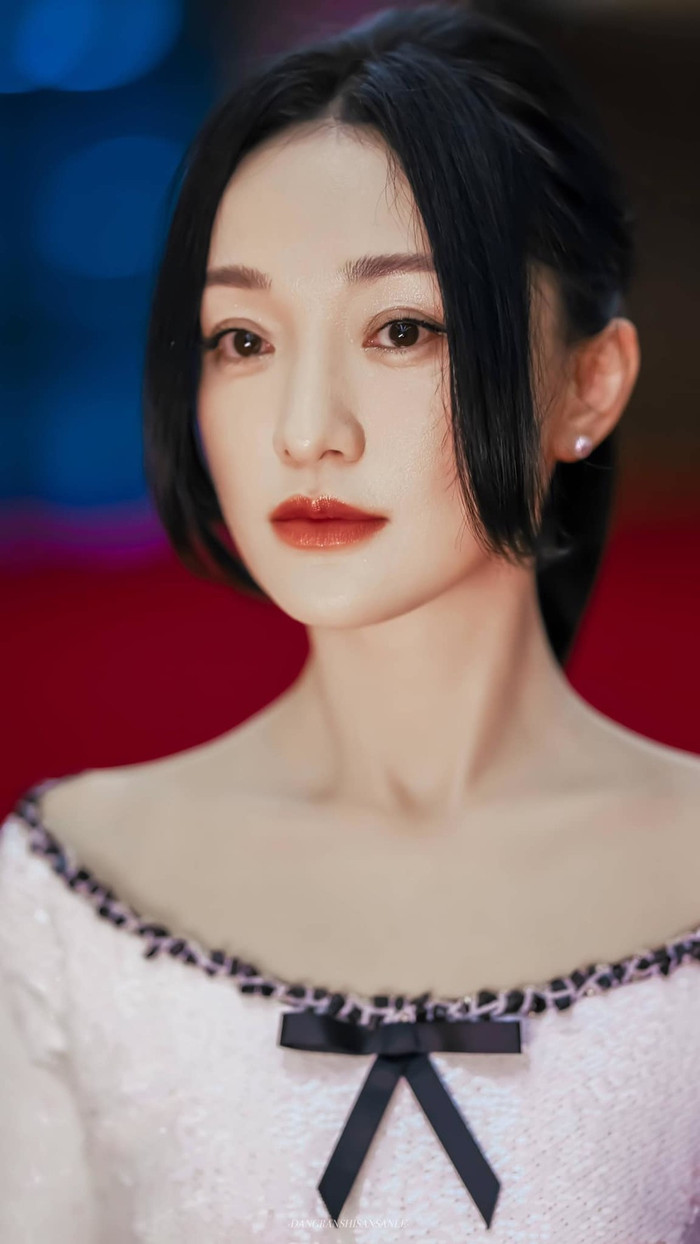 Châu Tấn khoe vóc dáng thon gọn, trẻ trung trên phim trường dù đã ở tuổi 46 Ảnh 8