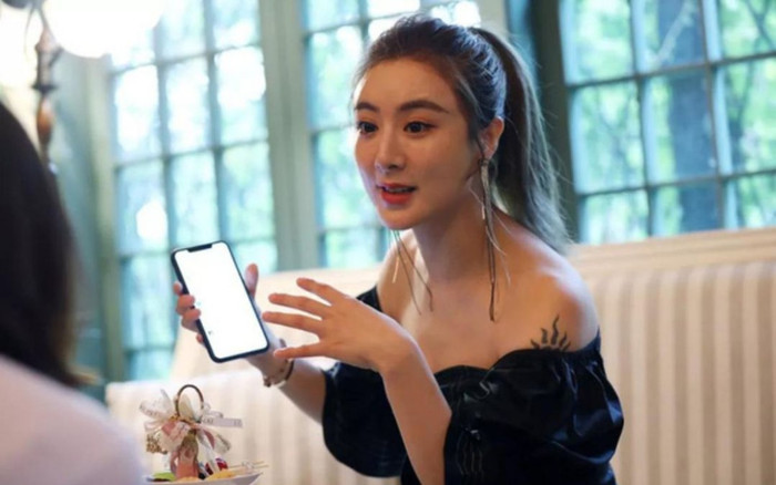 Bên trong lò đào tạo livestream, nơi tạo ra những streamer nuôi sống ngành thương mại tỷ đô ở Trung Quốc Ảnh 2