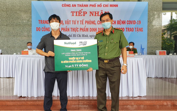 Công Phượng thay bầu Đức, bầu Thắng, bầu Hải ủng hộ 5 tỷ để phòng chống dịch COVID-19 Ảnh 2