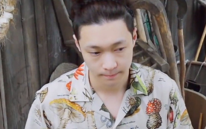 Gương mặt Lay Trương Nghệ Hưng sưng húp, nguyên nhân khiến ai cũng bất ngờ Ảnh 2