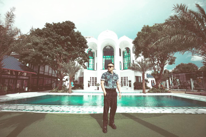 Biệt thự 1800m2 có view sông thơ mộng của Vũ Khắc Tiệp.