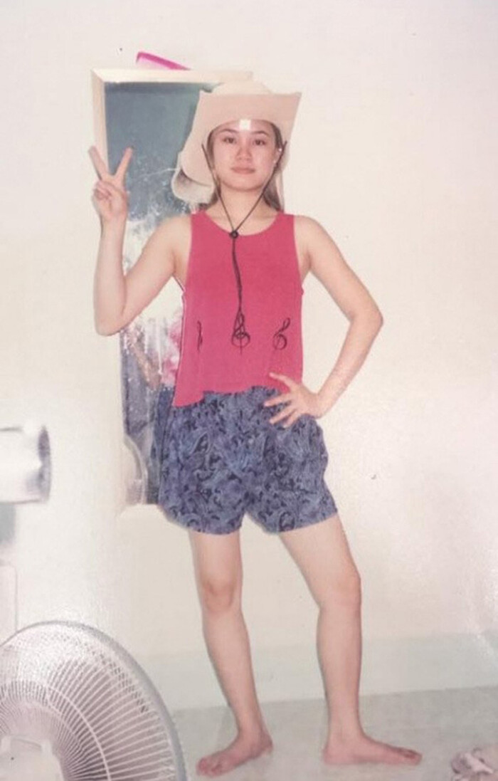 Hình ảnh trước đây của Vy Oanh thời điểm cô mới vào nghề.