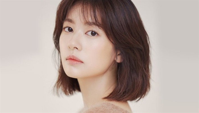 Jung Somin được lựa chọn để thay thế nữ tân binh mới rời khỏi đoàn phim