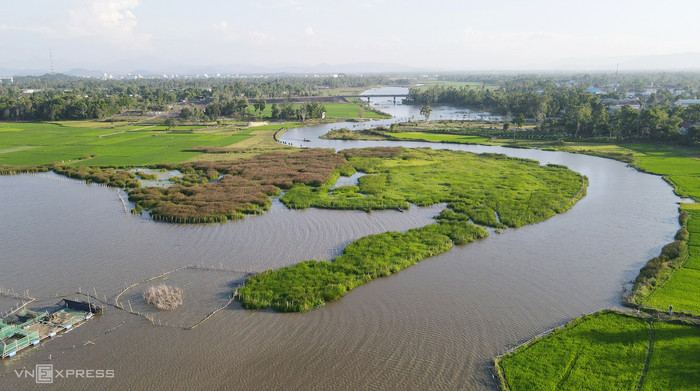 Mùa sen ở sông Đầm Ảnh 10