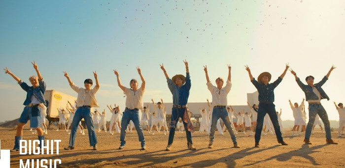 Permission To Dance ra mắt chưa bao lâu, BTS đã có kế hoạch mang lên sân khấu hát live ngay tuần sau? Ảnh 3