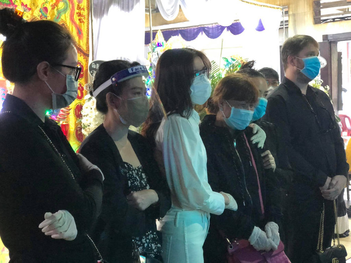 NSƯT Mỹ Uyên, diễn viên Cao Thái Hà bên mẹ của cố diễn viên