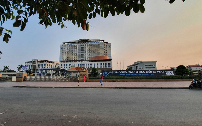 Một bác sĩ Bệnh viện Đa khoa Đồng Nai dương tính với COVID-19, cách ly hơn 100 người liên quan Ảnh 2