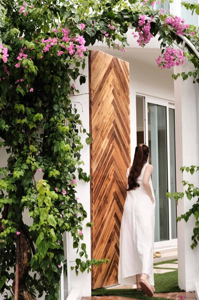 Giữa lùm xùm của Kim Lý, Hà Hồ trổ tài vào bếp: Thương chị em, vệc gì cũng đến tay mình Ảnh 3