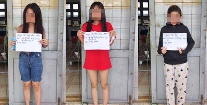 T. (đứng giữa) cùng hai người trong nhóm tụ tập sử dụng ma túy. Ảnh: CAND