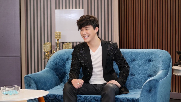 Dân mạng so kè trình hát live: Nathan Lee hoàn toàn 'chặt đẹp' Cao Thái Sơn? Ảnh 3