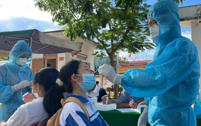 Quảng Trị: Hơn 500 thí sinh, cán bộ coi thi âm tính lần một với SARS-CoV-2 Ảnh 2