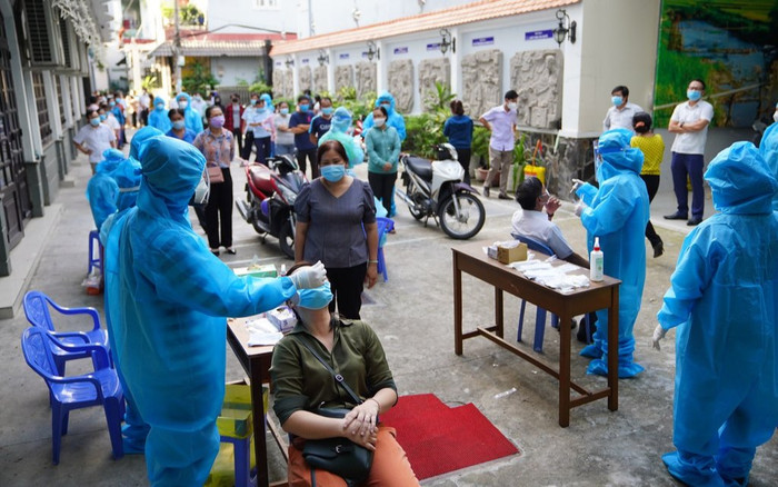 Thêm 713 ca mắc Covid-19 mới trong tối nay, riêng TP HCM có 1397 ca trong ngày Ảnh 2