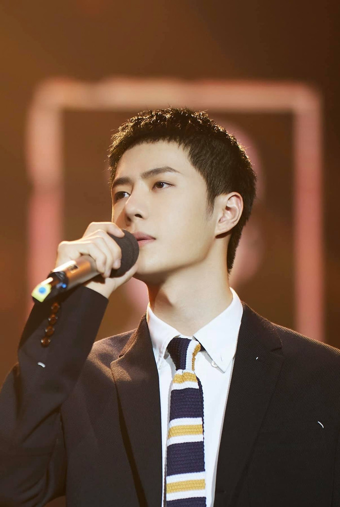 Đến cả Vương Nhất Bác cũng không thể thoát khỏi trend 'chị ong nâu'? Ảnh 6