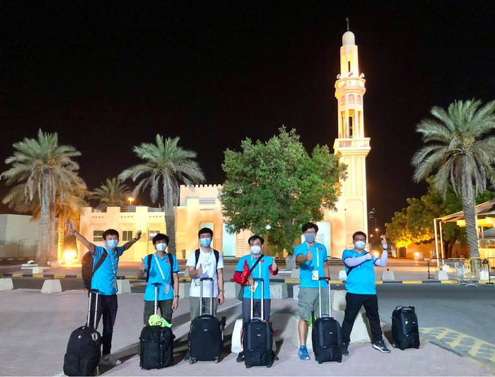 Phóng viên cùng tuyển Việt Nam đi UAE gặp dịch bệnh: '10 năm làm báo, đây là chuyến đi đáng nhớ nhất' Ảnh 13