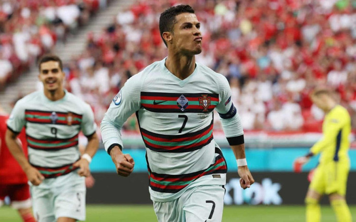 Ronaldo giành Vua phá lưới EURO 2020, lập kỳ tích vô tiền khoáng hậu Ảnh 2