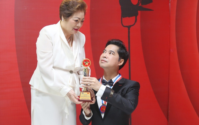 Xót xa chia sẻ của mẹ danh ca Ngọc Sơn trước khi qua đời Ảnh 2