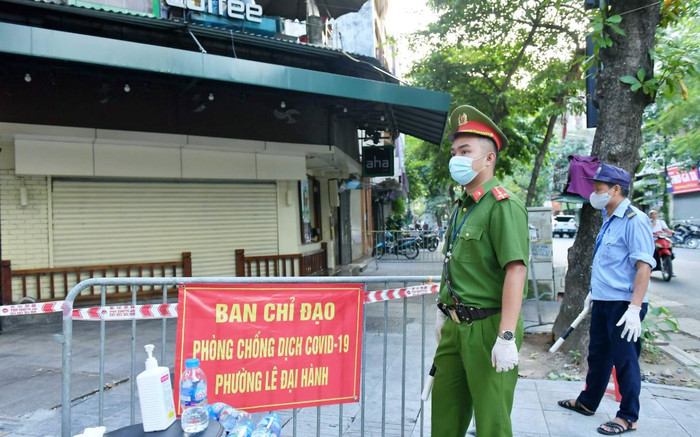 Hà Nội yêu cầu kiểm soát toàn bộ người, phương tiện ra vào thành phố, dừng dịch vụ không cần thiết Ảnh 2