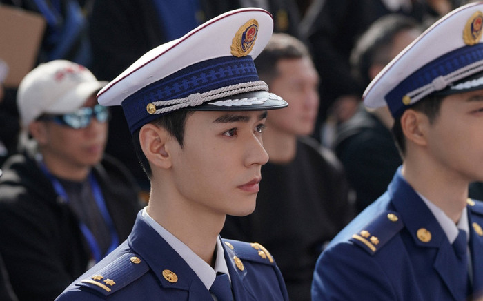 Hát OST 'sương sương', Cung Tuấn leo thẳng hotsearch, netizen yêu cầu debut làm ca sĩ ngay và luôn Ảnh 2