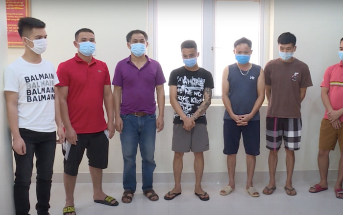 Triệt phá ổ nhóm cá độ bóng đá trên 60 tỉ đồng, tạm giữ hình sự 8 đối tượng Ảnh 2