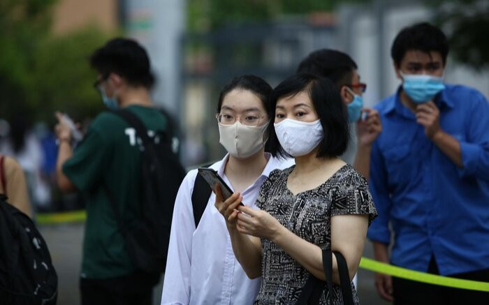 TP.HCM đặc cách xét công nhận tốt nghiệp THPT năm 2021 cho thí sinh mắc Covid- 19 Ảnh 2