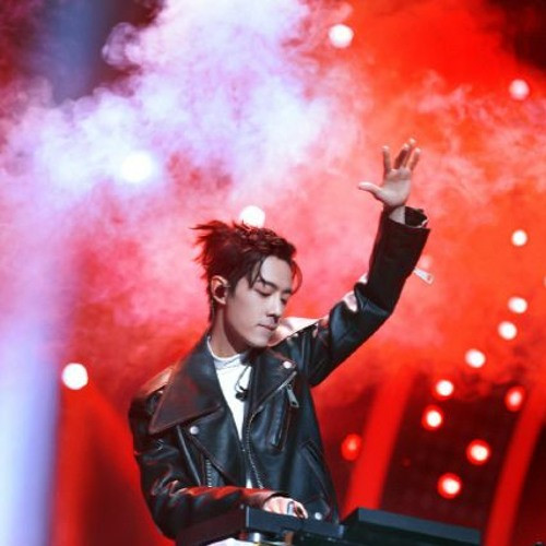 Đây chính là màn trình diễn khiến fan muốn Tiêu Chiến tiếp tục hát rock trong tương lai! Ảnh 6