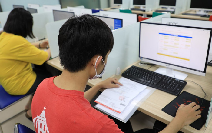 ĐH tại TP.HCM cho phép tân sinh viên nhập học trực tuyến trong giai đoạn giãn cách xã hội do Covid- 19 Ảnh 2