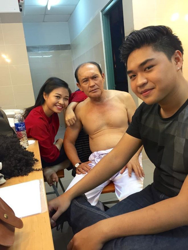 Mừng sinh nhật NS Duy Phương, diễn viên Lê Lộc tự tay làm điều nay cho cha, xóa tan tin đồn bất hòa Ảnh 7