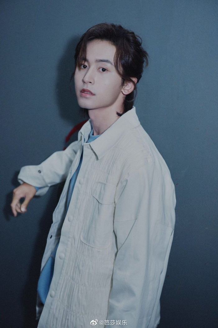 Vương Nhất Bác và Trương Triết Hạn 'dưới cơ' nhân vật này trên BXH bài hát hay nửa đầu năm 2021 Ảnh 10