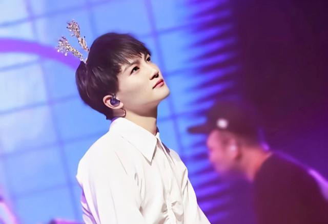 Vương Nhất Bác và Trương Triết Hạn 'dưới cơ' nhân vật này trên BXH bài hát hay nửa đầu năm 2021 Ảnh 11